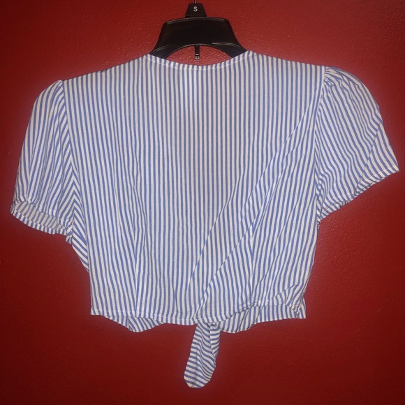 Two piece set - Picture 3 of 5